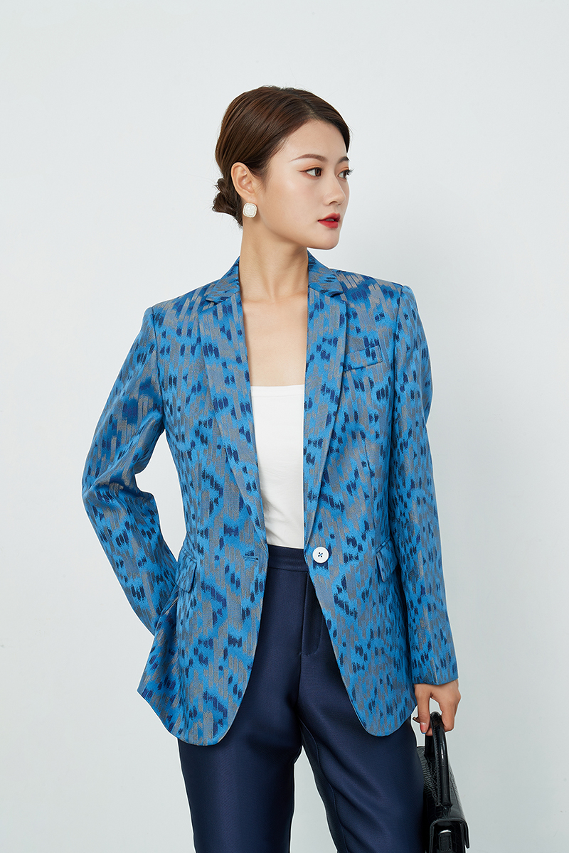 尺品職業裝定制教你怎么樣才能把職業裝穿得洋氣 尺品職業裝定制教你怎么樣才能把職業裝穿得洋氣